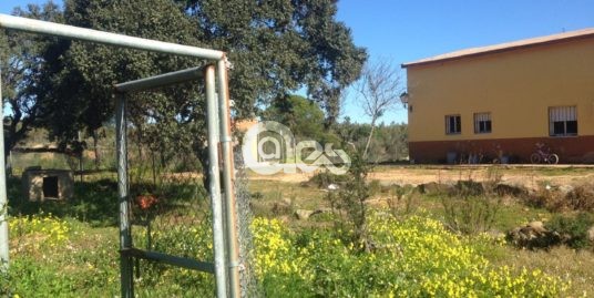 FINCA RUSTICA CON VIVIENDA DE 100M2 EN VILLABLANCA