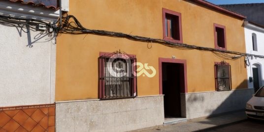 Preciosa casa de pueblo en La Redondela